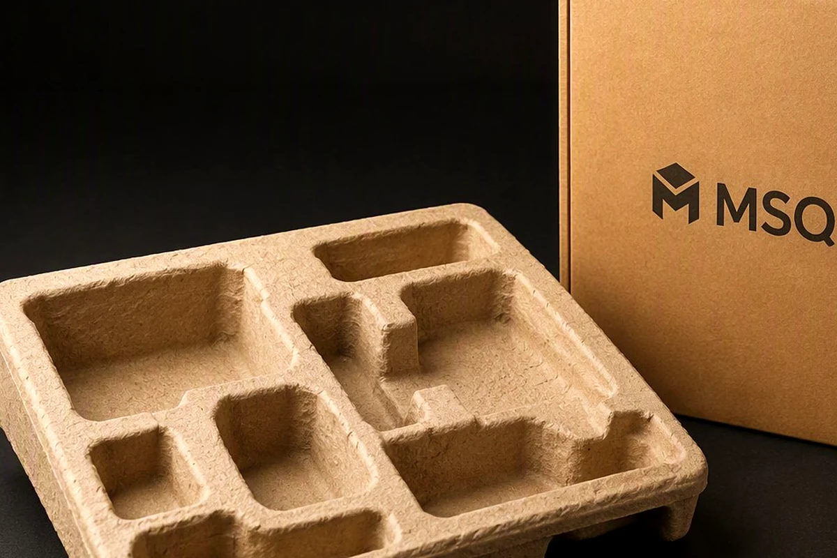 Custom packaging insert structure